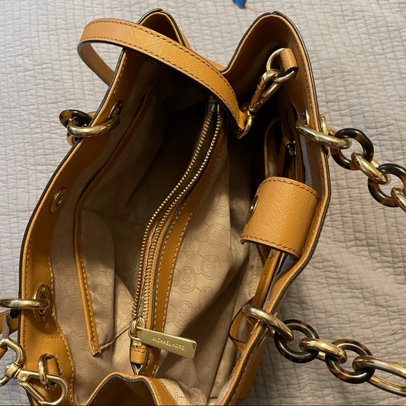 Michael Kors Cynthia handbag - Picture 6 of 7